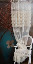 Carica l'immagine nel visualizzatore di Gallery, TENDA PIZZO ANDROMEDA L'ATELIER17 140X290cm. Avorio o Bianco