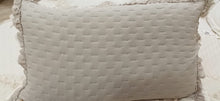 Carica l'immagine nel visualizzatore di Gallery, COPPIA COPRIGUANCIALE 50X80 SHABBY CHIC 4 varianti colore