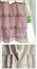 Carica l'immagine nel visualizzatore di Gallery, Mantovana con piccoli pois ricamati shabby chic con balze in puro cotone L'Atelier17
