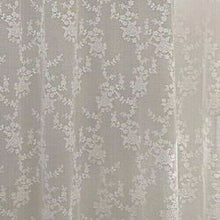 Carica l'immagine nel visualizzatore di Gallery, Tenda in pizzo Ciel di L'Atelier17 140x290cm.