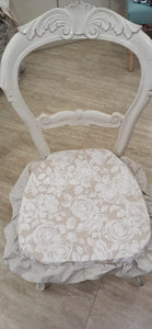 Cuscino sedia formasedia in cotone con volant colore beige e avorio fantasia floreale