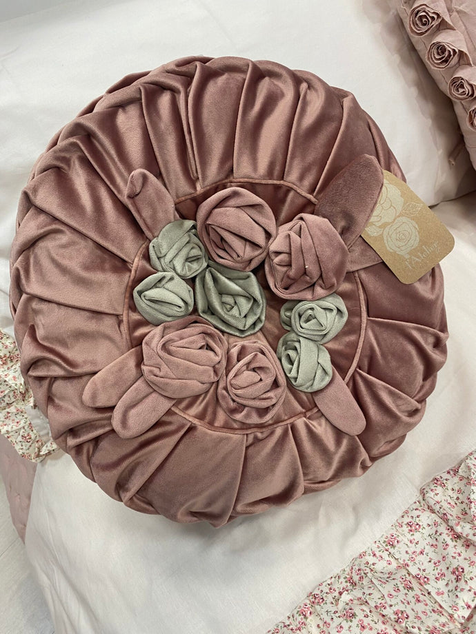 Cuscino arredo in velluto con applicazioni L'Atelier17 serie Roseto
