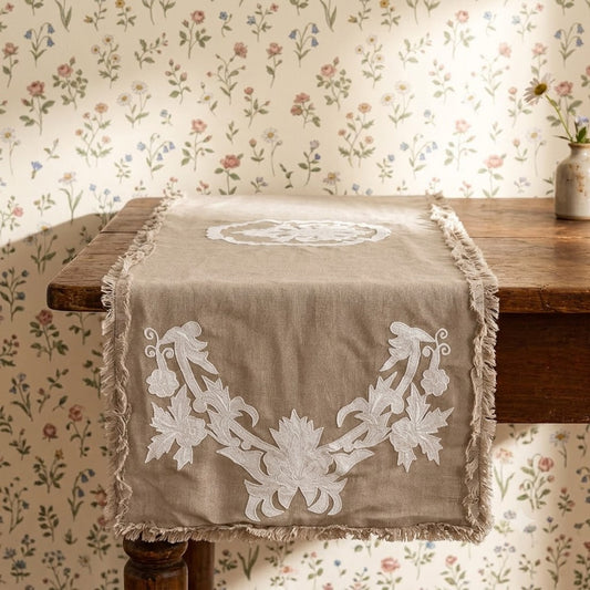 Runner lino ricamato con applicazioni Blanc Mariclo Dentelle Collection 45×150 cm Beige