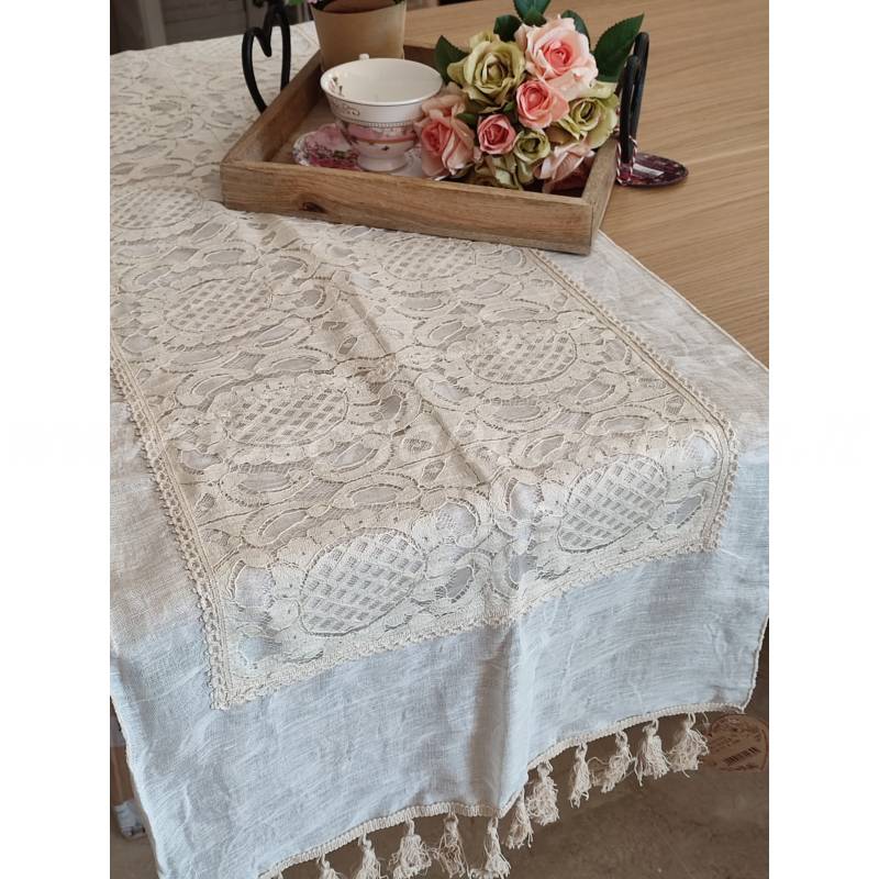 Runner Centrotavola in Misto Lino e Pizzo con Frange Blanc Mariclo' Collezione Dentelle