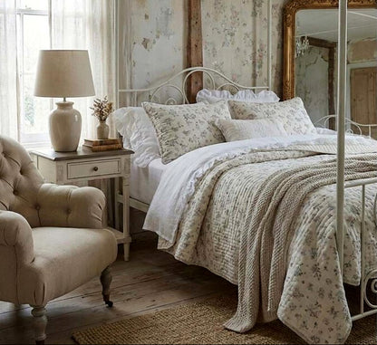 Trapunta fantasia + 2 copriguanciali Blanc Mariclo'collezione HIVER FLEURI