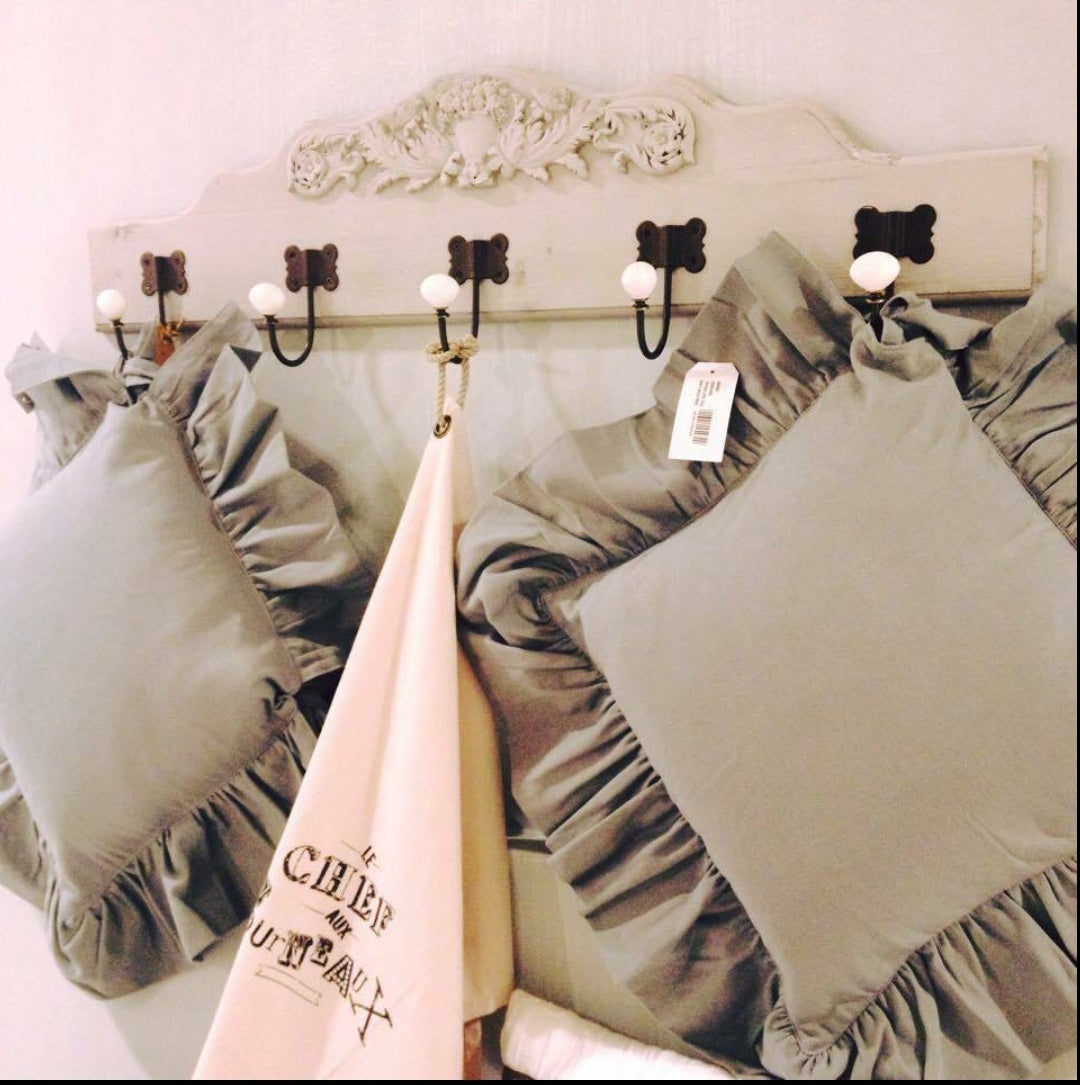 Cuscino sedia con volant colore beige made in Italy