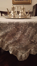 Carica l&#39;immagine nel visualizzatore di Gallery, Tovaglia pizzo con gala Blanc Mariclo Romantic Lace 180×300 cm Avorio
