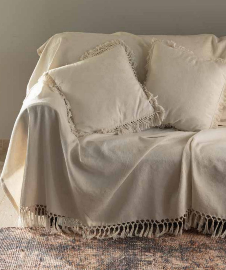 Copriletto, copridivano, copritutto matrimoniale jacquard con frange L'Atelier17