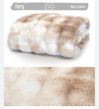Carica l&#39;immagine nel visualizzatore di Gallery, Plaid in ecopelliccia Furry 130x160cm.
