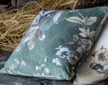 Carica l&#39;immagine nel visualizzatore di Gallery, Cuscino arredo l&#39;Atelier 17
