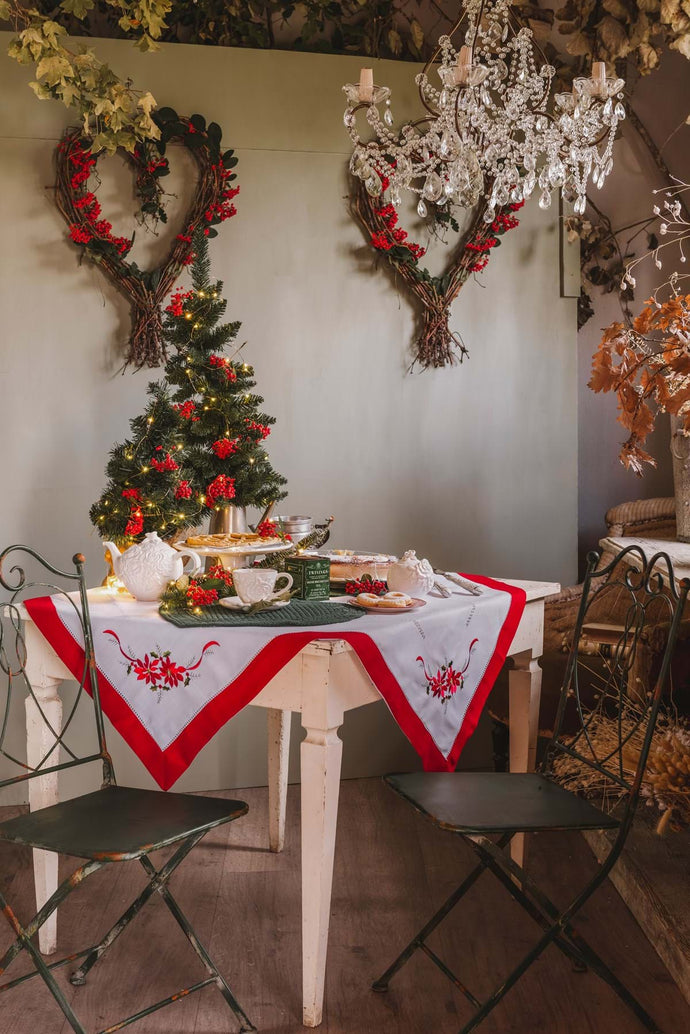 Centrotavola quadrato natalizio Blanc Mariclo' serie Jingle Bells 110x110cm.