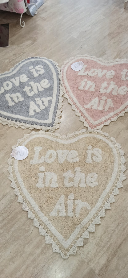 Tappeto forma cuore con crochet spugna 65x65cm. L'Atelier17